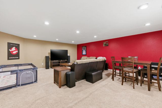 2526 S Prescott Cir, Wichita, KS 67215