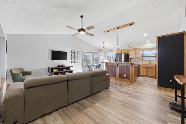 2526 S Prescott Cir, Wichita, KS 67215