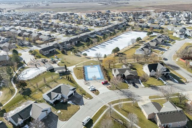 2526 S Prescott Cir, Wichita, KS 67215