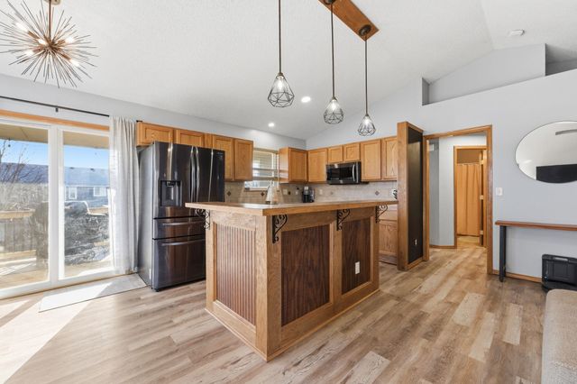 2526 S Prescott Cir, Wichita, KS 67215