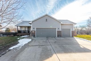 2526 S Prescott Cir, Wichita, KS 67215