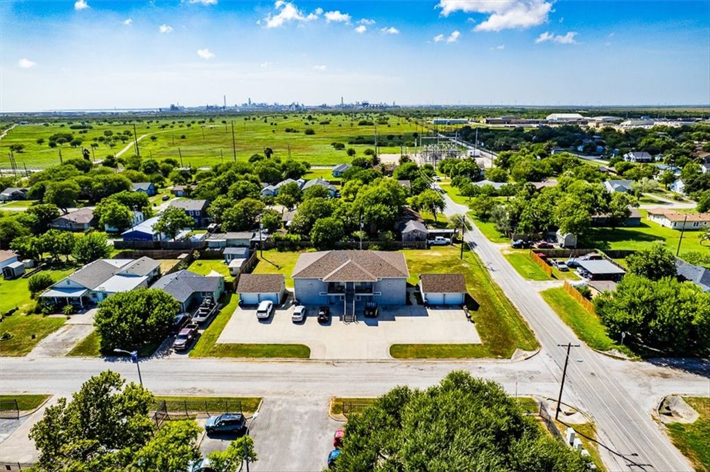 2461 Avenue D, Ingleside, TX 78362 — photo 2