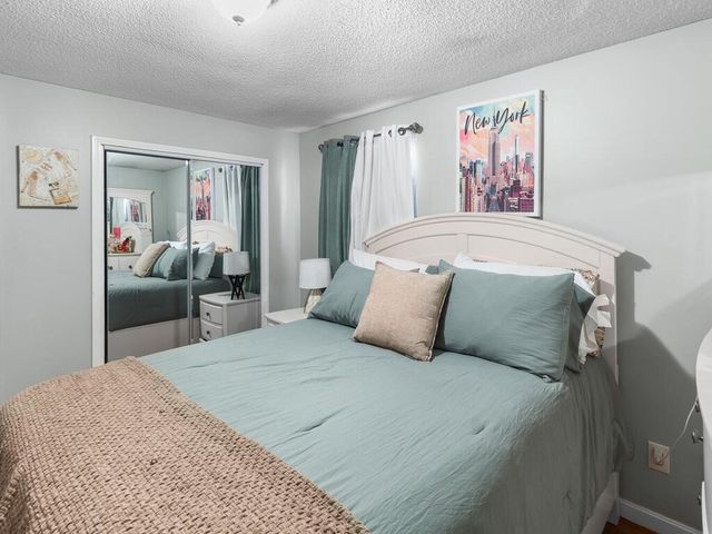 27 Lloyd Street, Pawtucket, RI 02860