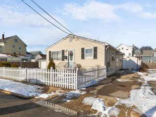 27 Lloyd Street, Pawtucket, RI 02860