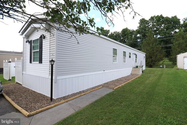 140 FIDDLER AVE, Winchester, VA 22603
