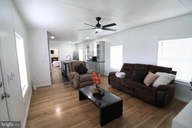 140 FIDDLER AVE, Winchester, VA 22603