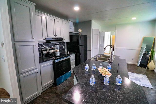 140 FIDDLER AVE, Winchester, VA 22603