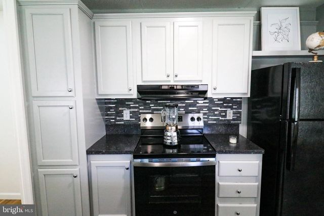 140 FIDDLER AVE, Winchester, VA 22603