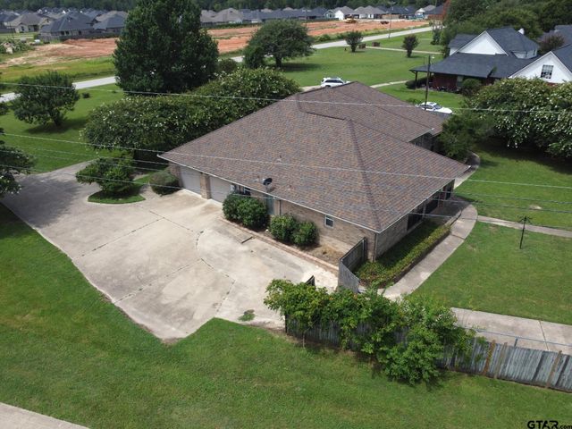 1871 HAGAN RD., Whitehouse, TX 75791