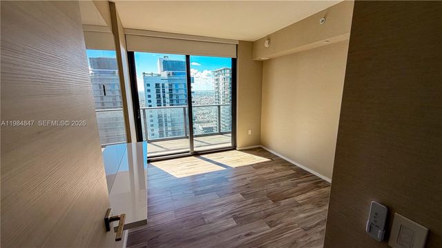 801 S Miami Ave 4501, Miami, FL 33130