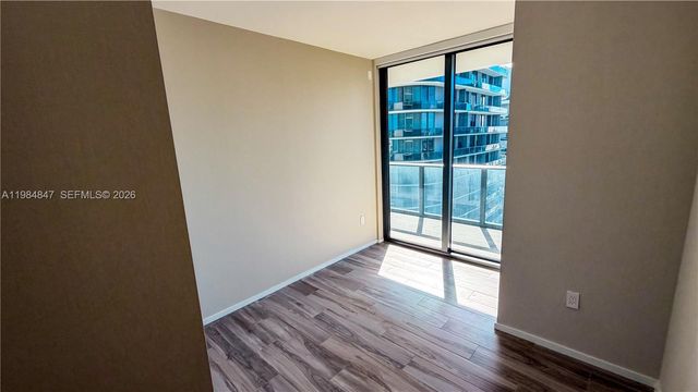 801 S Miami Ave 4501, Miami, FL 33130