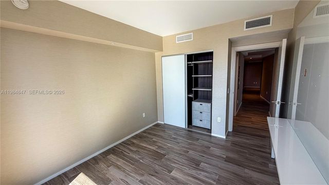 801 S Miami Ave 4501, Miami, FL 33130