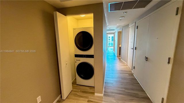 801 S Miami Ave 4501, Miami, FL 33130