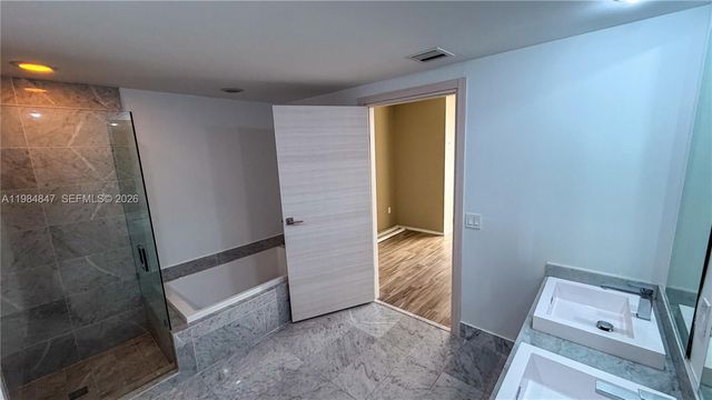 801 S Miami Ave 4501, Miami, FL 33130