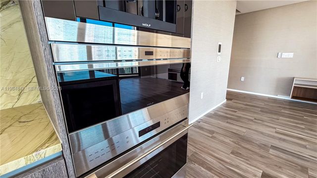 801 S Miami Ave 4501, Miami, FL 33130