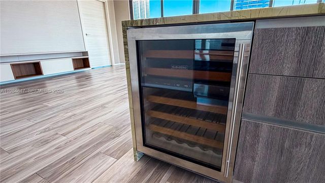 801 S Miami Ave 4501, Miami, FL 33130