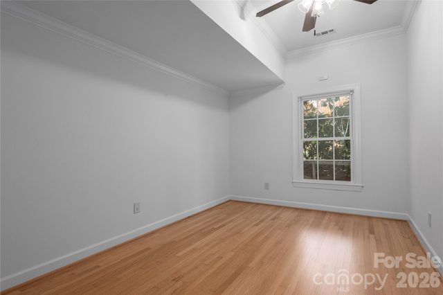 939 Linda Lane, Charlotte, NC 28211