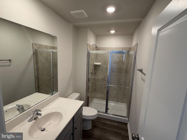11 NIGHT STAR TER, Kearneysville, WV 25430