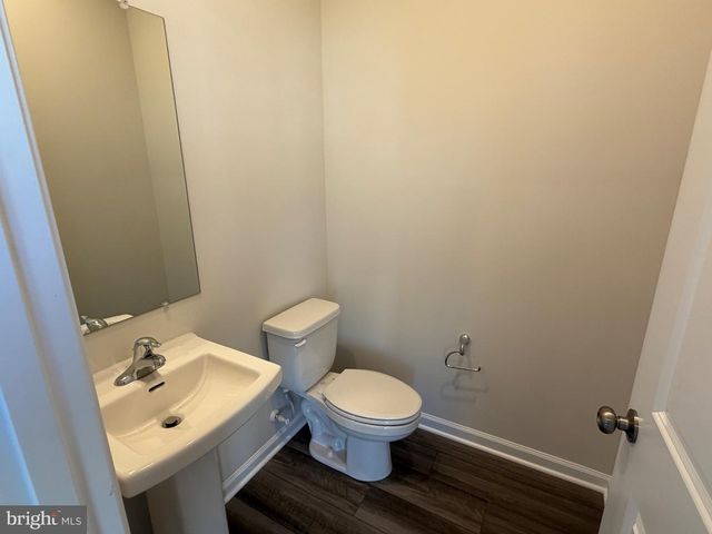 11 NIGHT STAR TER, Kearneysville, WV 25430