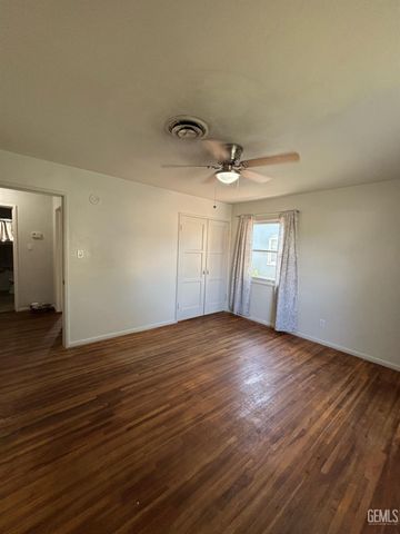 317 E Western Drive, Bakersfield, CA 93309