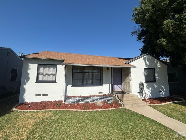 317 E Western Drive, Bakersfield, CA 93309