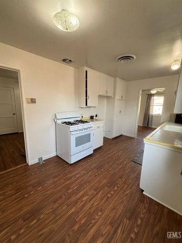 317 E Western Drive, Bakersfield, CA 93309