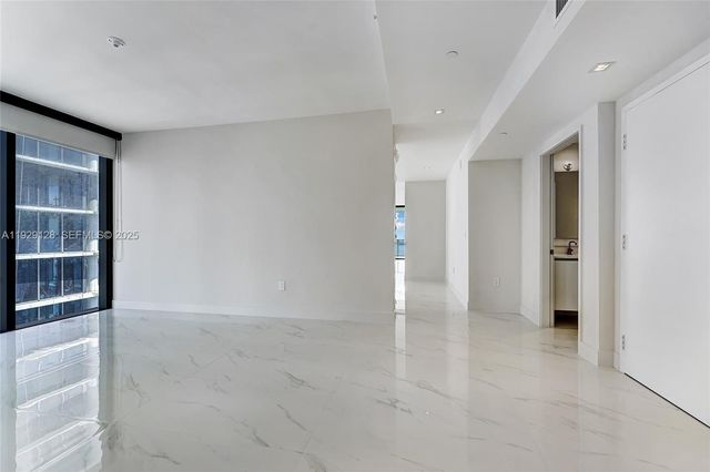 700 NE 24th Street 2901, Miami, FL 33137