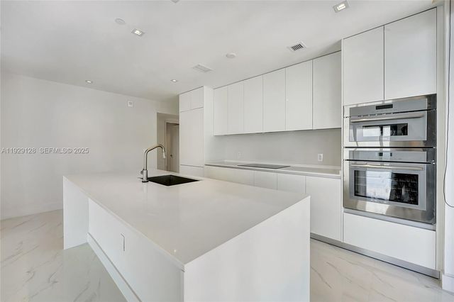 700 NE 24th Street 2901, Miami, FL 33137