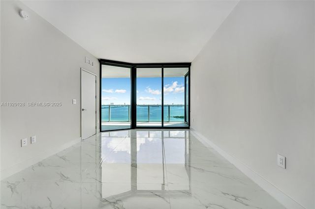 700 NE 24th Street 2901, Miami, FL 33137