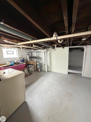 147 Robertson Street, Marine City, MI 48039