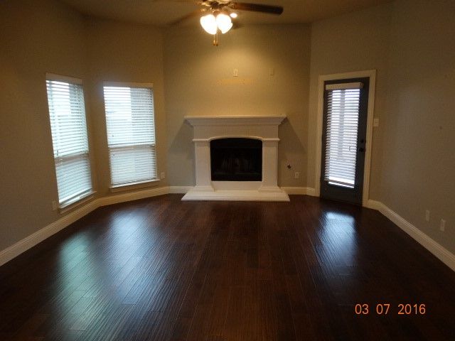 924 Eagle Creek Trail, Mckinney, TX 75072