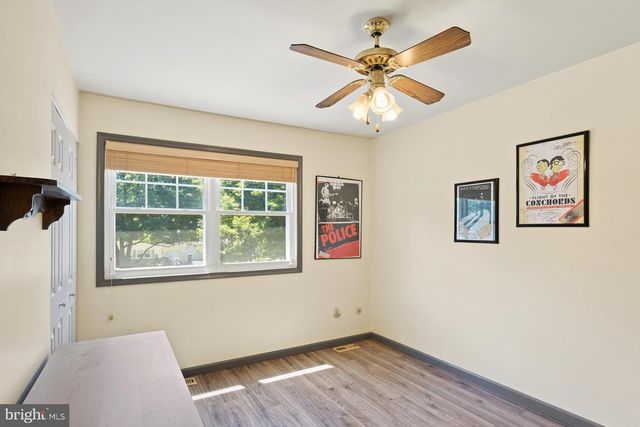 111 COMMONWEALTH DR, Newtown, PA 18940
