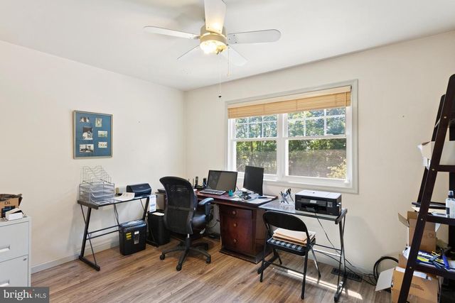 111 COMMONWEALTH DR, Newtown, PA 18940