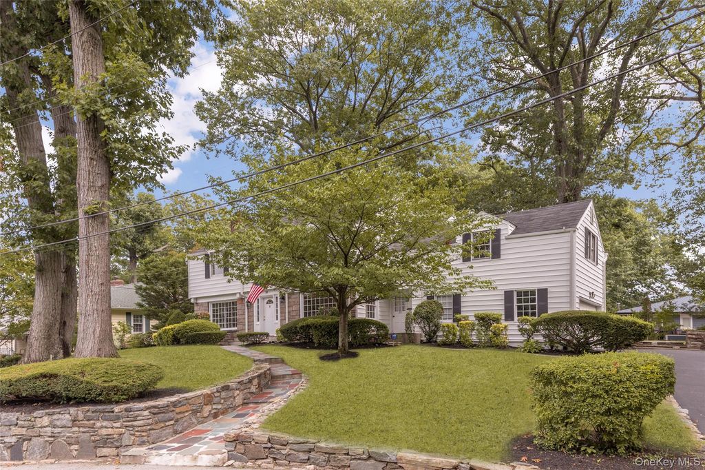 30 Cherwing Road, Yonkers, NY 10701 — photo 2