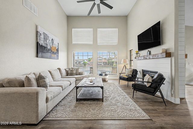 2111 E GONDOLA Lane, Gilbert, AZ 85234
