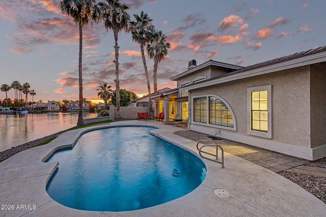 2111 E GONDOLA Lane, Gilbert, AZ 85234
