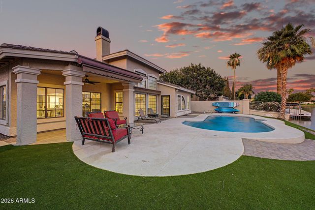 2111 E GONDOLA Lane, Gilbert, AZ 85234