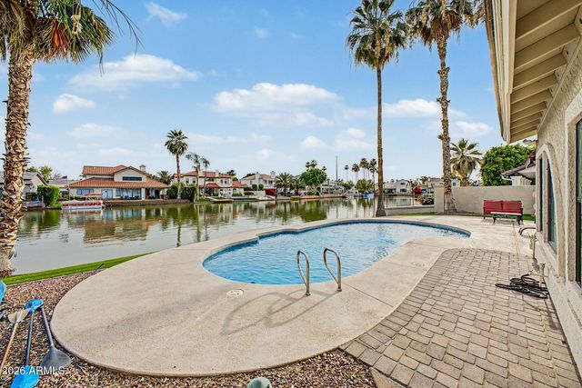2111 E GONDOLA Lane, Gilbert, AZ 85234