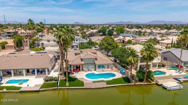 2111 E GONDOLA Lane, Gilbert, AZ 85234