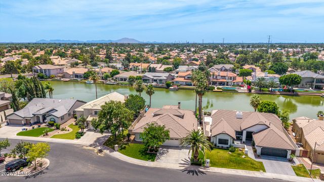 2111 E GONDOLA Lane, Gilbert, AZ 85234