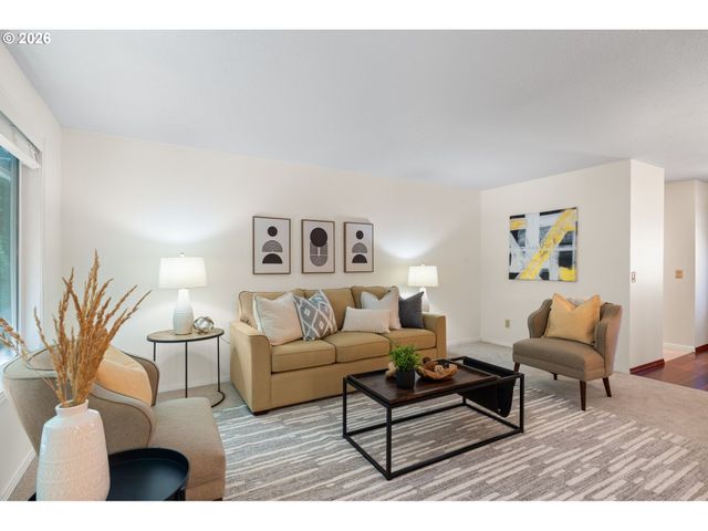 2360 GLENMORRIE Dr, Lake Oswego, OR 97034
