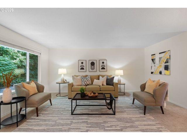 2360 GLENMORRIE Dr, Lake Oswego, OR 97034