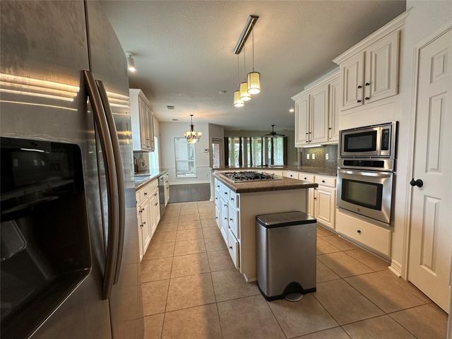 3206 Oakland Drive, Sugar Land, TX 77479