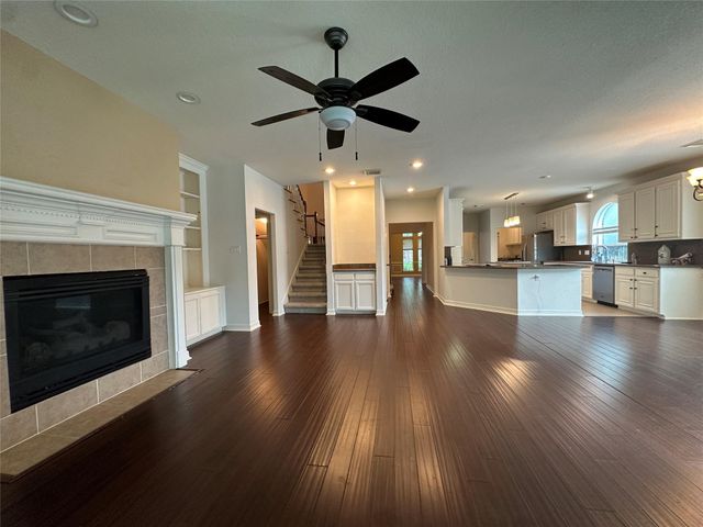 3206 Oakland Drive, Sugar Land, TX 77479