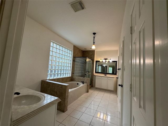 3206 Oakland Drive, Sugar Land, TX 77479