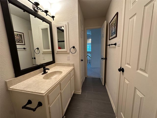 3206 Oakland Drive, Sugar Land, TX 77479