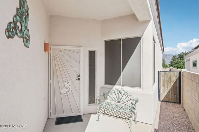 7387 E Placita Luz De La Luna, Tucson, AZ 85715