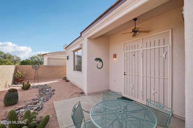 7387 E Placita Luz De La Luna, Tucson, AZ 85715
