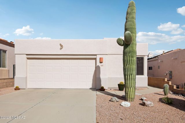 7387 E Placita Luz De La Luna, Tucson, AZ 85715