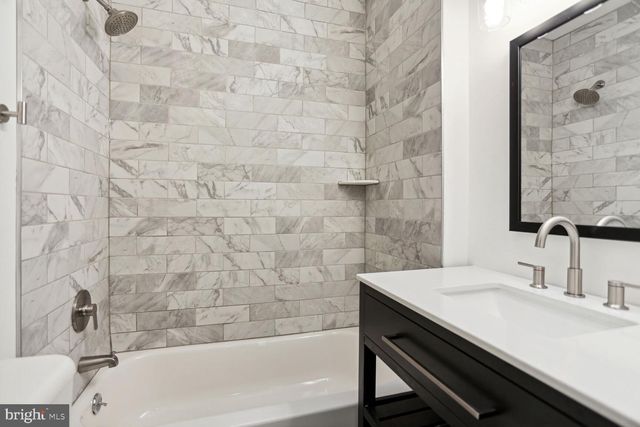 323 34TH ST NE, Washington, DC 20019